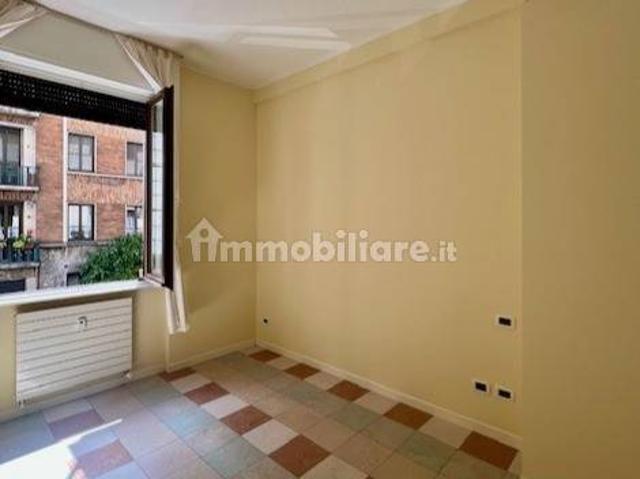 Trilocale via Aldo Lusardi 3, Quadronno Crocetta, Milano