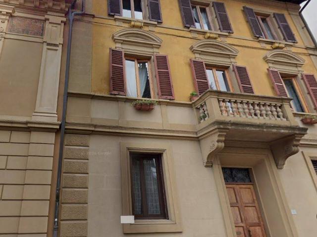 Trilocale via Ammiraglio Burzagli 38, Città, Montevarchi