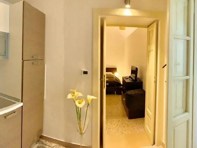 Trilocale via Angelo Berardi 73, Borgo, Taranto