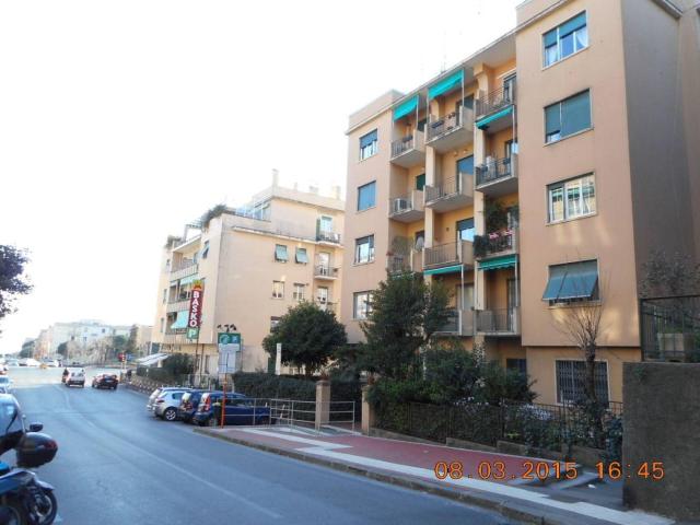 Trilocale via Angelo Orsini 2, Albaro, Genova
