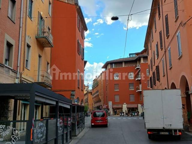 Trilocale via Antonio Alessandrini 5, Irnerio, Bologna
