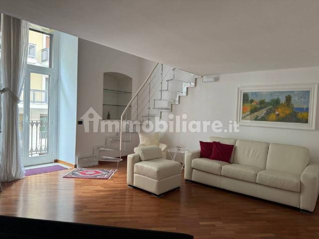 Trilocale via Antonio Beatillo 33, Murat, Bari