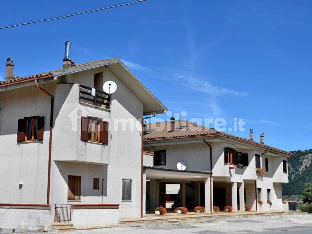 Trilocale via Arano, Ovindoli