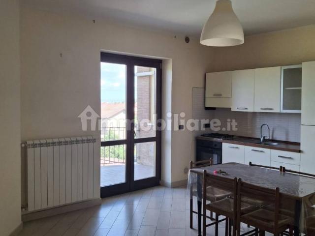 Trilocale via B. Lucarelli 91, Centro, San Giorgio del Sannio