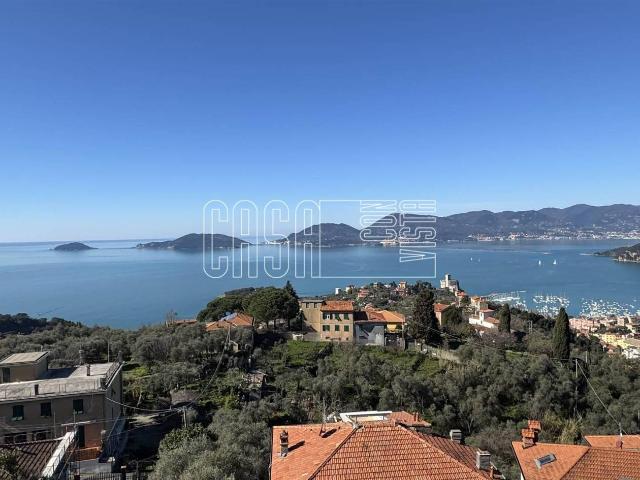 Trilocale via Bacigalupi 26, La Serra, Tellaro, Lerici