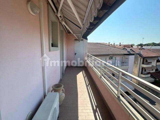 Trilocale via Bandiera Moro 9, Centro, Palmanova
