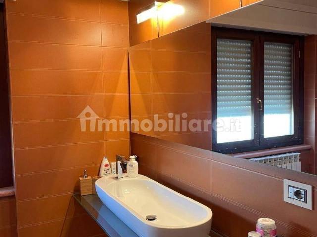 Trilocale via Bertoni 1, Arcavacata, Rende