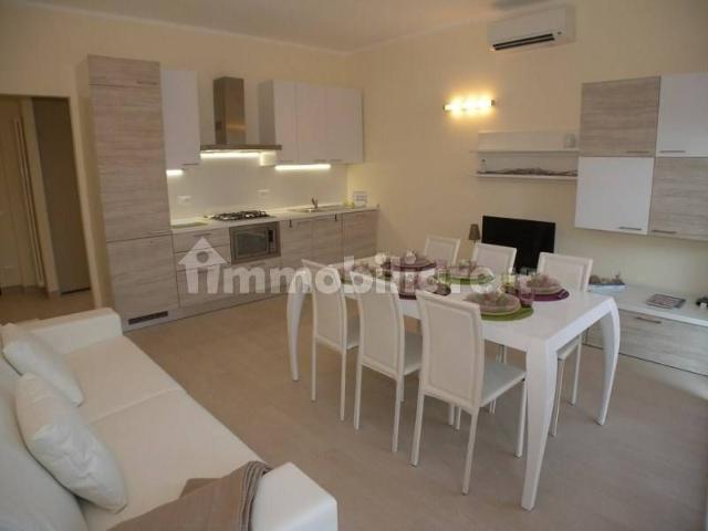 Trilocale via biancheri 1, Centro, Diano Marina