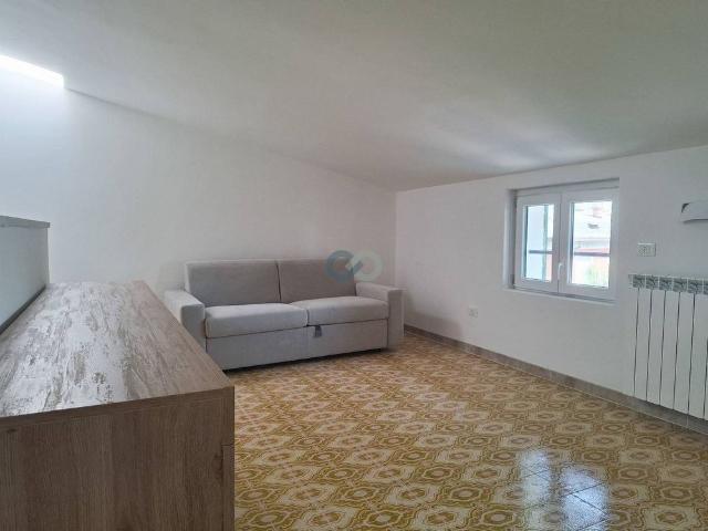 Trilocale via Borgo di Sotto, Rivoltella, Desenzano del Garda