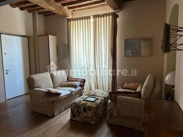 Trilocale via Cairoli, Marina di Carrara, Carrara