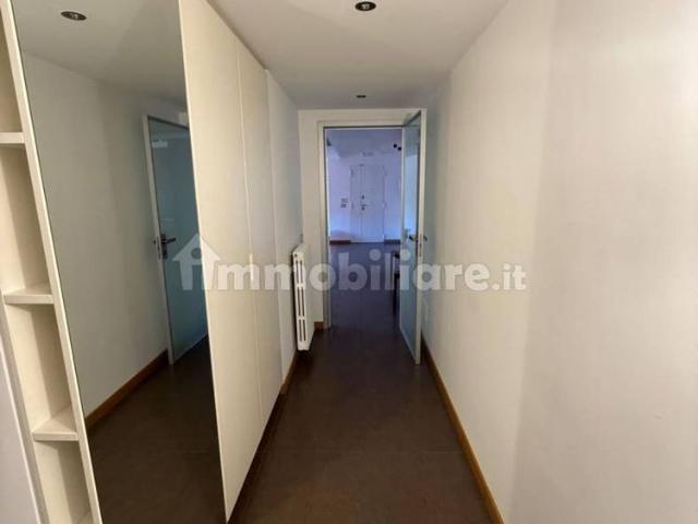 Trilocale via Camillo De Nardis 10, Vomero, Napoli