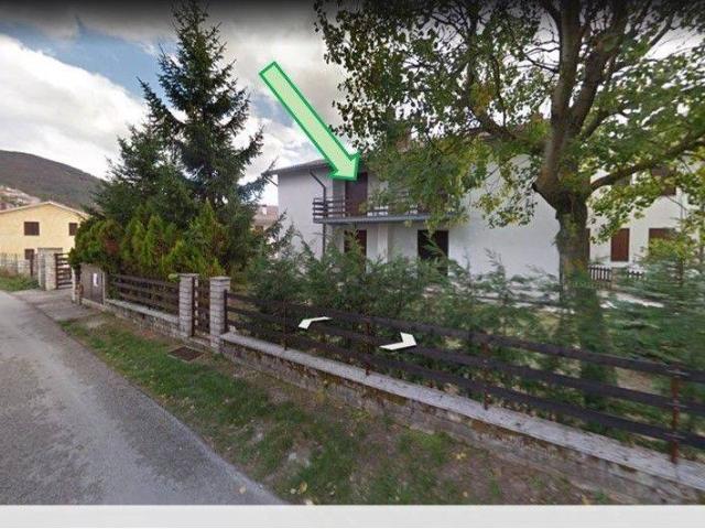Trilocale via Campine 33, Rovere, Rocca di Mezzo