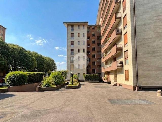 Trilocale via Cannero 14, Dergano, Milano