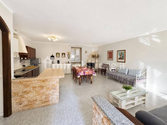 Trilocale via Cassinino 74a, Villalunga Cassinino, Pavia