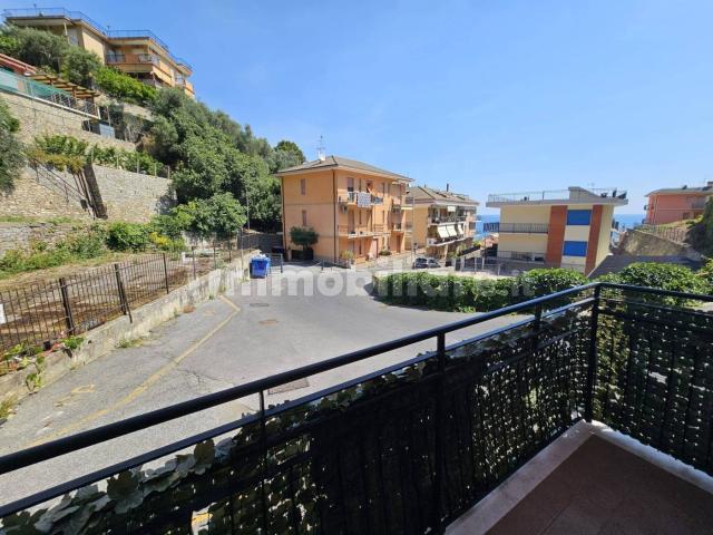 Trilocale via Castello Romano 20, Laigueglia