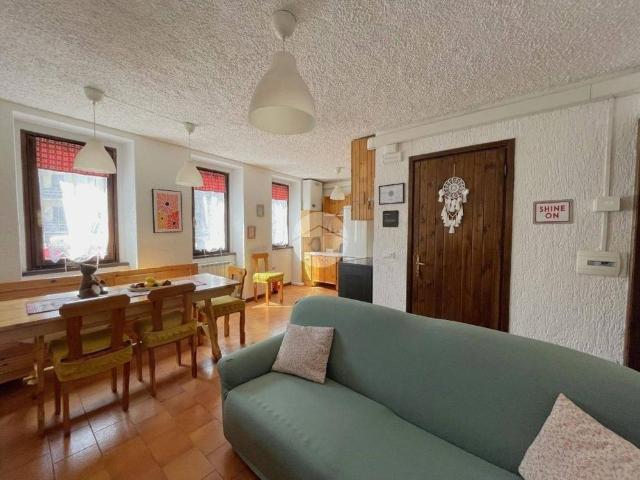 Trilocale via Castello 46, Centro, Ponte di Legno