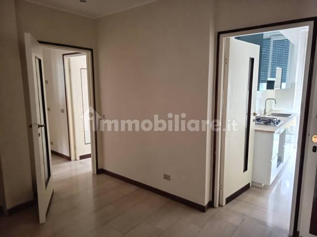 Trilocale via Carducci 12, Sant'Ambrogio, Milano