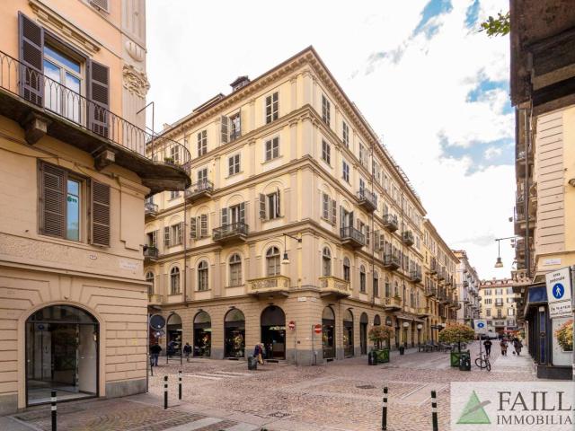 Trilocale via Carlo Alberto 36, Via Roma, Torino