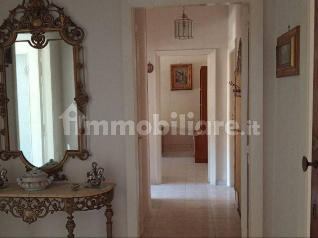 Trilocale via Carlo Poma, Ospedale, Caserta