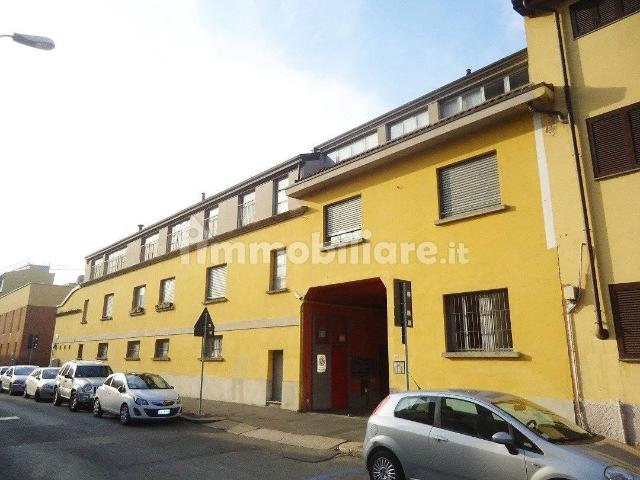Trilocale via Comune Antico 51, Greco Segnano, Milano