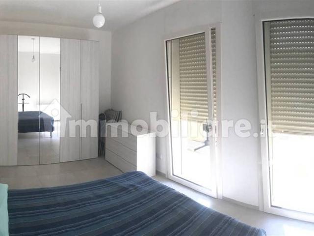 Trilocale via degli Oleandri 37, Tirrenia, Pisa
