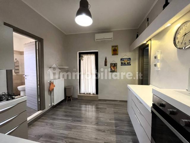Trilocale via dei Carpentieri 6, Via della Repubblica Piazza San Francesco, Foggia