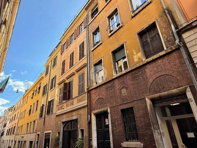 Trilocale via Del Falco, Borgo, Roma