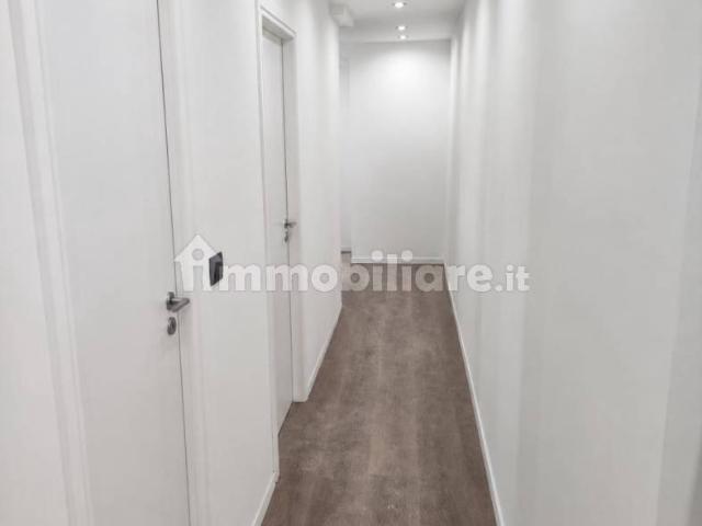 Trilocale via del Manzasco 10, San Fruttuoso, Genova