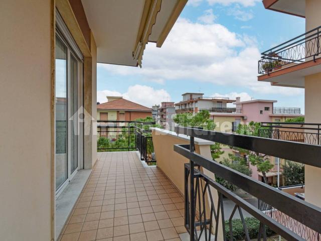 Trilocale via della Torre 9, Centro, San Bartolomeo al Mare