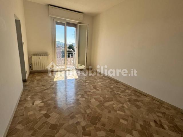 Trilocale via dell'Arcoveggio 52, Bolognina, Bologna
