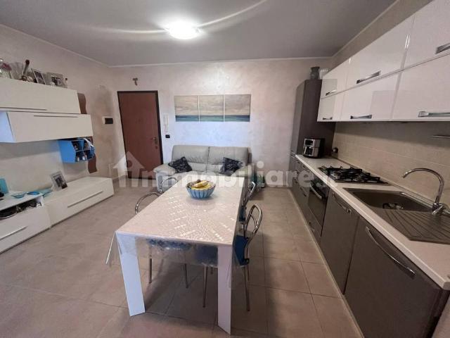 Trilocale via delle Acacie, Centro, Termoli