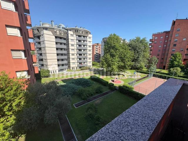 Trilocale via delle Forze Armate 260, Baggio, Milano