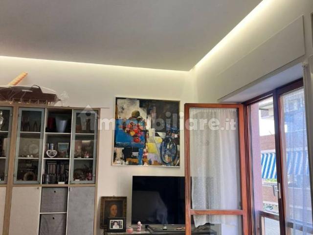 Trilocale via delle Rande 22, Ostia Levante, Roma