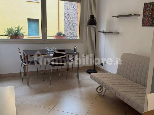 Trilocale via dell'Isonzo, Costa, Bologna