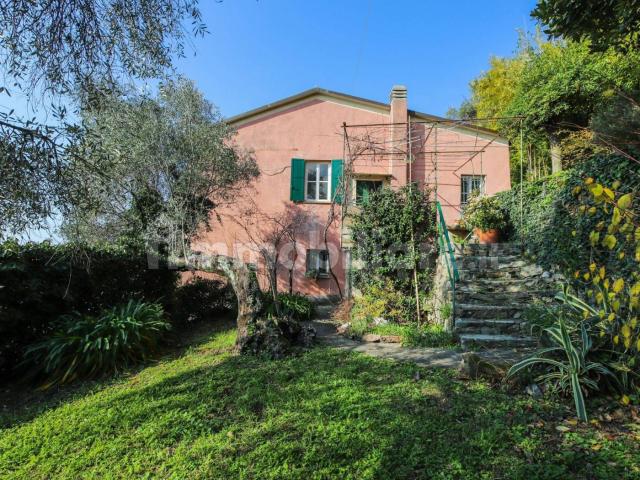 Trilocale via di Mezzo 31, Centro, Camogli