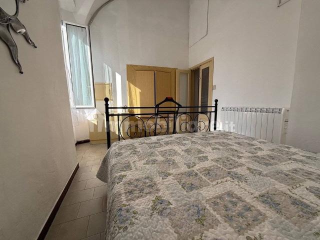 Trilocale via Domenico Brunenghi 23, Centro, Finale Ligure