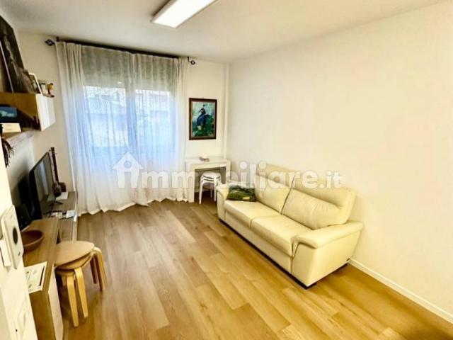 Trilocale via Emilia Levante 105, Mazzini Fossolo, Bologna