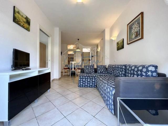Trilocale via Empoli, 23, Marina di Massa Centro, Massa