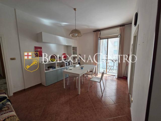 Trilocale via Ermete Zacconi, San Donato, Bologna
