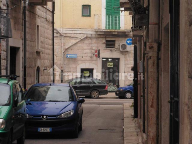 Trilocale via Errico Petrella 31, Corato