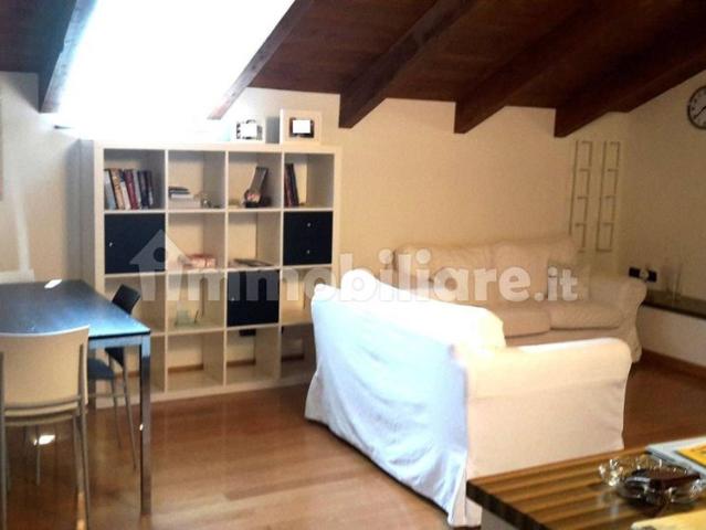 Trilocale via Filippo Mellana 17, Centro, Casale Monferrato