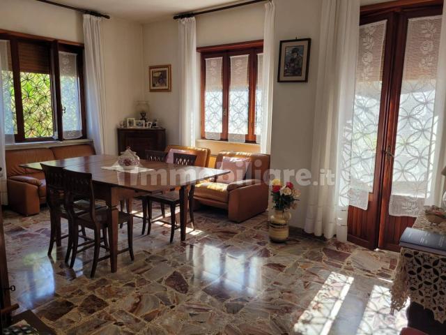 Trilocale via Francesco Grasselli, Cappuccini, San Matteo, Sperduti, Monterotondo