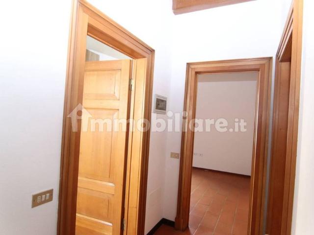Trilocale via Francesco Muralto 7, Centro Storico, Como