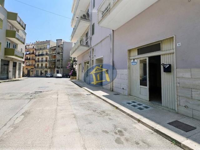 Trilocale via Fratelli Bandiera 33, Putignano