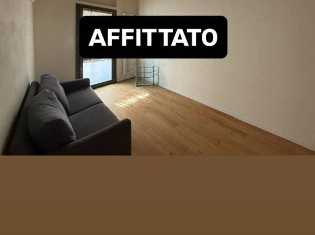 Trilocale via Fratelli Galliari 14, Treviglio