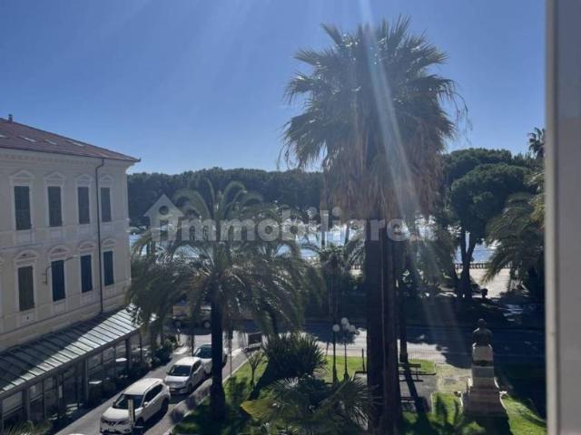 Trilocale via Genova, Centro, Diano Marina