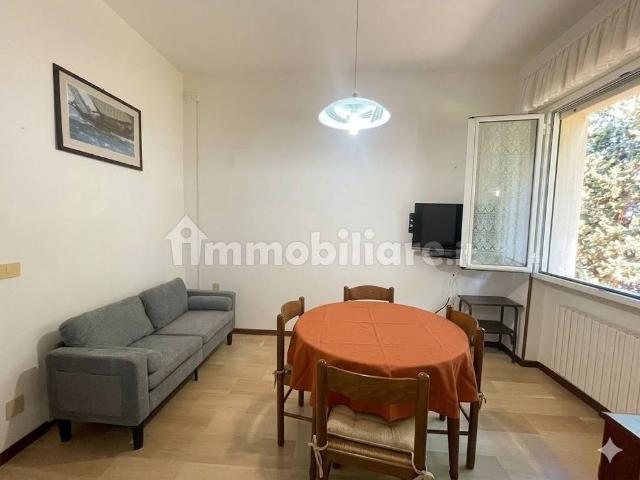 Trilocale via Generale Ardoino 231, Centro, Diano Marina