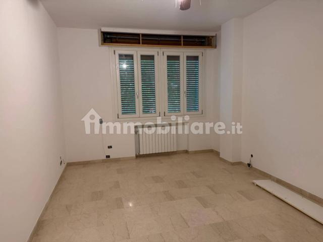 Trilocale via Giovanna Zaccherini Alvisi, Massarenti, Bologna