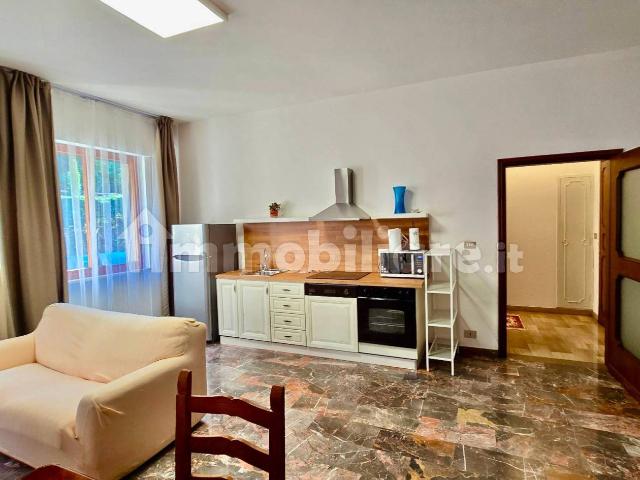 Trilocale via Giovanni della Casa, Legnaia San Quirico Monticelli, Firenze