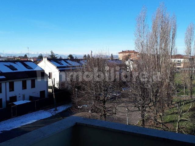 Trilocale via Giuseppe Gambigliani Zoccoli 124, Baggiovara, Modena